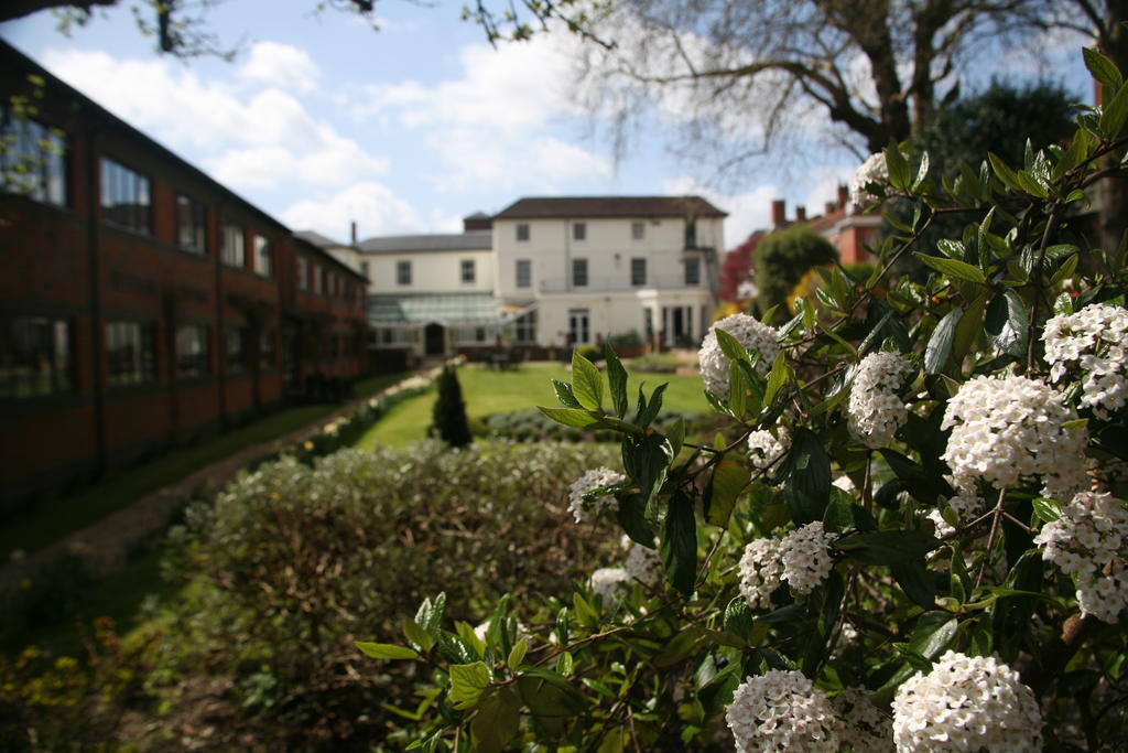 Winchester Royal Hotel Eksteriør billede